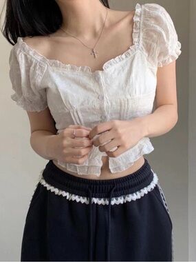 White Ruffle-Trim Puff Sleeve Crop Top